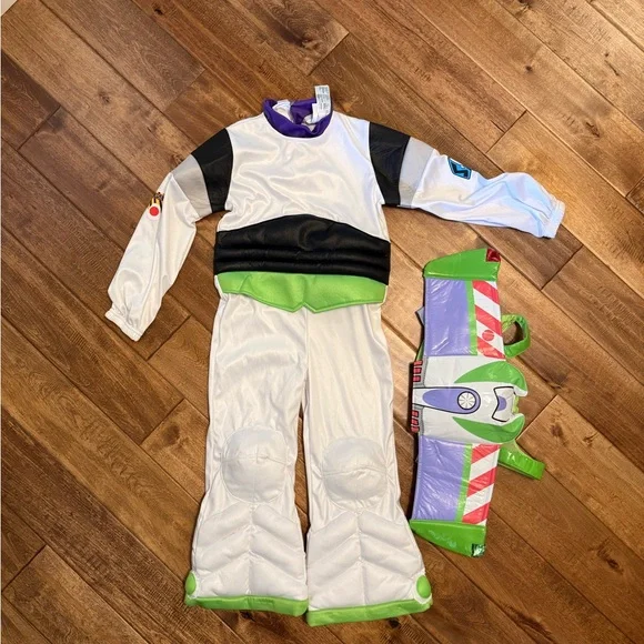 Disney Buzz Lightyear costume kids 5/6 - Picture 1 of 8